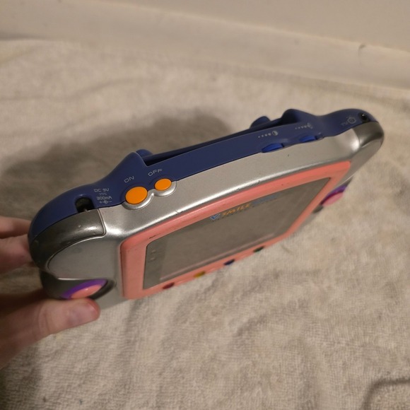 VTech V.Smile Pocket Handheld Learning System Kids Pink Silver Portable Console - Picture 4 of 7